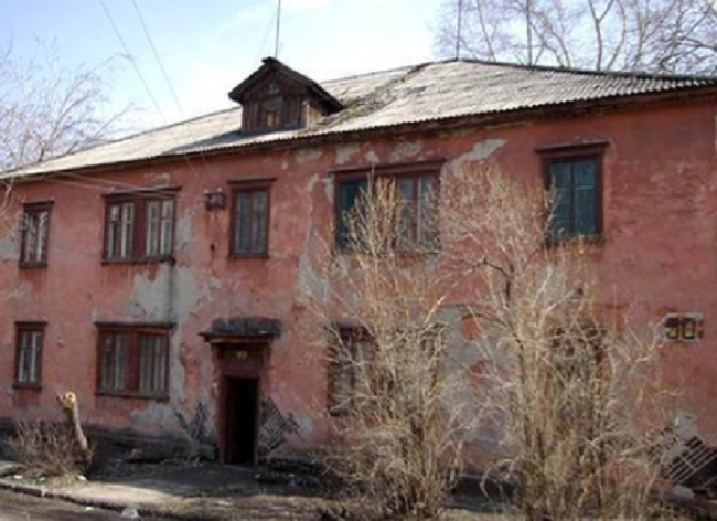 Жители семи аварийных домов в КЧР получат новое жилье